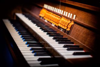 HỌC KÈM ORGAN, PIANO, MUSICPRODUCER ONLINE TRỰC TIẾP 1-1 – NHẬT ORGAN